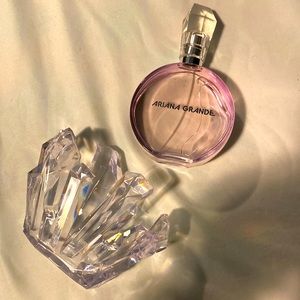 Ariana Grande REM perfume